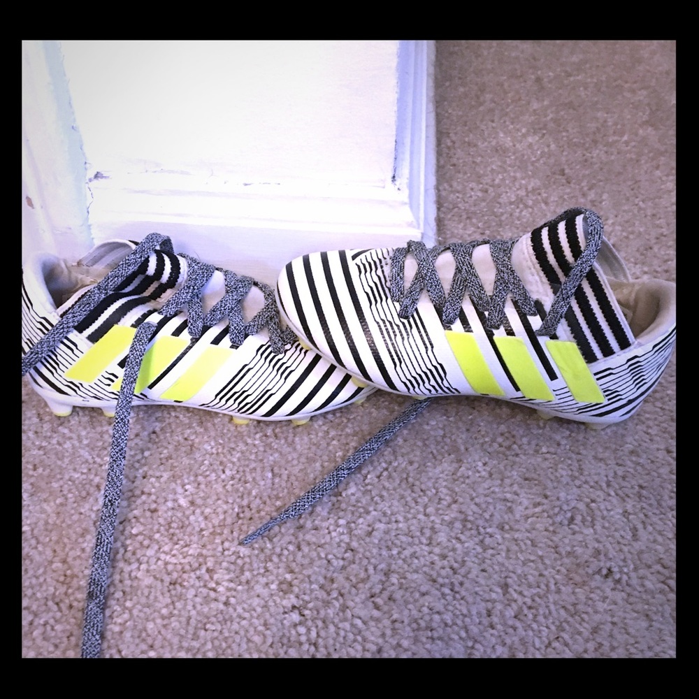 Adidas Nemiziz soccer cleats 10c
